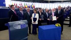 MEPs back UN climate accord News Clip