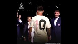 Messi greeted by fans at Inter Miami ceremony News Clip
