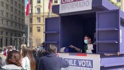VOICED : El nuevo “best seller” de Chile: la Propuesta de reforma constitucional News Clip