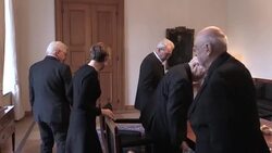 CLEAN : German President Steinmeier meets three Auschwitz survivors in Berlin News Clip