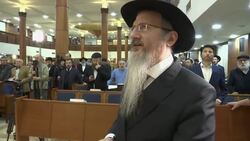 Holocaust survivors at Hanukkah ceremony in Moscow News Clip