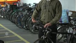 "I would like to feel secure": Food app couriers speak out | CBC Marketplace News Clip