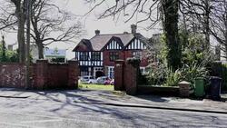 CLEAN : Majority of residents in a UK nursing home exhibit coronavirus symptoms News Clip