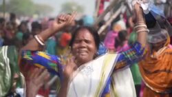 CLEAN : Narendra Modi and Mamata Banerjee: face-off in West Bengal elections News Clip