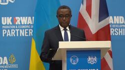 UK unveils plan to send asylum seekers to Rwanda for processing News Clip