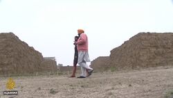 Indians burn leftover straw to produce electricity News Clip