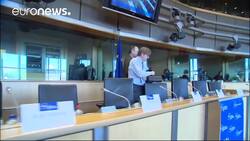 Verhofstadt enters parliament race News Clip
