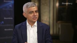 London's Khan Says Sunak Is Weak on Climate Change News Clip
