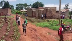 CLEAN : Transporting the coffin of a suspected Ebola victim in Uganda News Clip