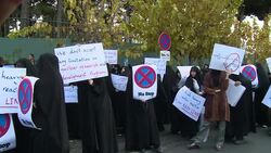 CLEAN : Iran nuclear: demonstration in Tehran News Clip