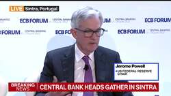 Powell Says 'We're Learning to Deal' With New Economy News Clip