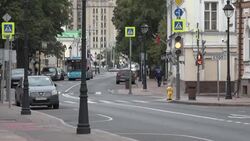 CLEAN : Muscovites react as Russians start voting in parliamentary elections News Clip