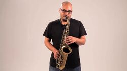 How to Play E Flat Major Scale & C Minor on the Sax Instructional Video
