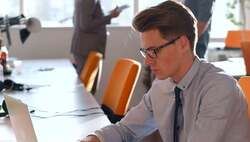 France Work and Corporate Culture Instructional Video