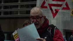 Protesters call on Suella Braverman to 'stop stirring up hatred and fear' News Clip