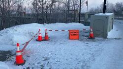 Saskatoon's University Bridge closed after fire sends raw sewage into river News Clip