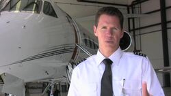 Should You Go to Ground School to Become a Pilot? Instructional Video