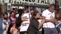 VOICED : Policía bajo sospecha por muerte de joven en Argentina News Clip