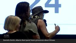 Danielle Smith hears grievances about Ottawa at Alberta Next panel News Clip
