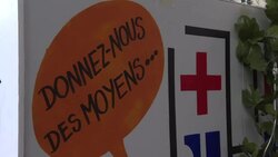 CLEAN : French hospital staff protest for better public funding News Clip