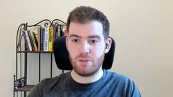 Hundreds of people are booking Ukrainian Airbnbs to help - the influencer behind it explains why News Clip