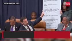 US: Tulsi Gabbard’s Poker-Face Reaction Steals Spotlight In Senate Hearing | Leaked Chat Row News Clip