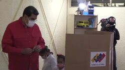 VOICED : Maduro confirma que México se ofreció a albergar diálogo con la oposición News Clip