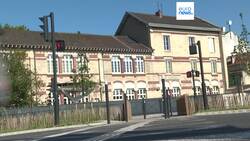 Paris suburbs residents express mixed feelings about Olympic Games Instructional Video