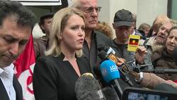 Protest as Assange extradition hearing starts News Clip