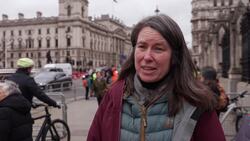 Mothers continue five-day hunger strike at Parliament for parents who cannot feed children News Clip