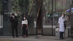 CLEAN : Scene outside hospital where Brazil's Bolsonaro being treated News Clip