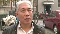 VOICED : Zapatos de 200 kg, terapeuticos News Clip