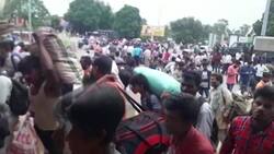 Hundreds of migrant workers flee Jammu and Kashmir News Clip