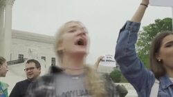 CLEAN : Protesters gather in front of Supreme Court as US faces seismic abortion shifit News Clip