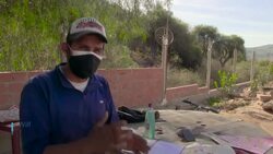 CLEAN : En bicicleta por el campo, para enseñar a niños bolivianos en cuarentena News Clip