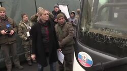 CLEAN : Ukraine rivals begin prisoner exchange in controversial swap News Clip