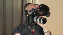 CLEAN : Assange looks 'very unwell' ahead of US appeal hearings, says fiancee News Clip