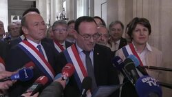CLEAN : French deputies from opposition party slam pension reform plan News Clip