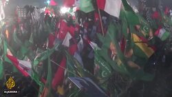 Opposition supporters rally to demand Pakistan PM Imran Khan quit News Clip