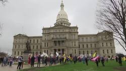Protest at Michigan Capitol over virus order Instructional Video