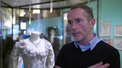 Champagne and sparkling style - the legacy of Marie Antoinette Instructional Video