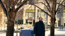 'Grinchy' squirrel takes bite out of Christmas News Clip