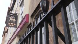 CLEAN : Oxford blues over virus curbs on city's historic pubs News Clip