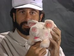 Reading & Spelling: Spelling real life objects Instructional Video