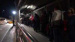 CLEAN : Migrants wait at US-Mexico border as 'Remain in Mexico' hearings delayed due to virus News Clip