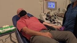 Covid plasma recipient returns favour by becoming donor News Clip