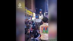 Hundreds of Muslims hold Ramadan prayer in New York’s Times Square News Clip