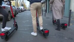 CLEAN : Motorcycle riding school offers mini training courses for e-scooters News Clip