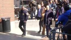 Loughlin, Giannulli plead not guilty in college scam Instructional Video