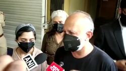 CLEAN : Former top magazine editor acquitted of rape in India News Clip